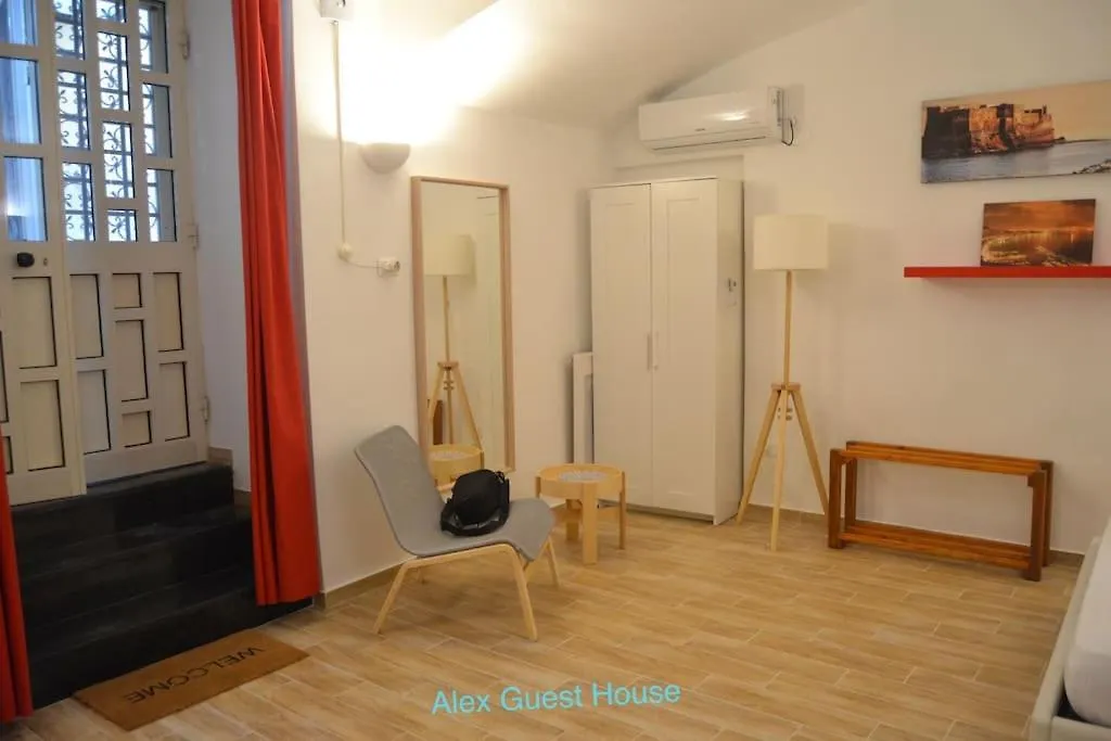 Apartment Alex Guest House. Naples