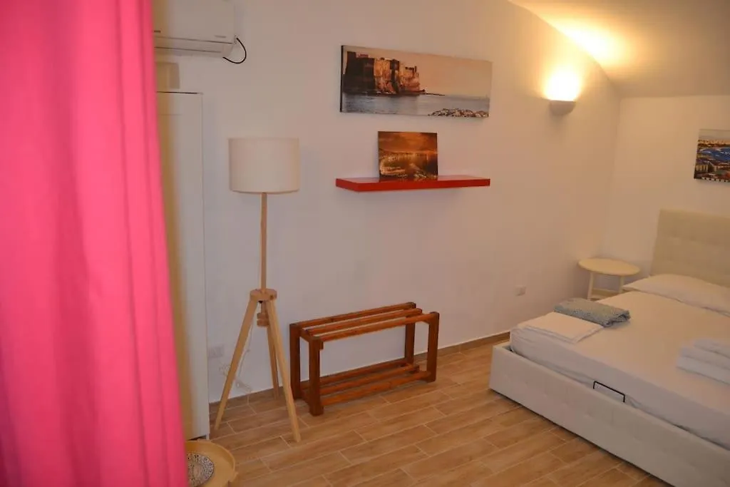 Alex Guest House. Naples Italy